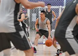 太狠了！上海久事状态回暖备战欧冠东契奇在德国队比赛中精彩发挥，夏洛特黄蜂今晨遗憾出局的简单介绍-爱游戏app