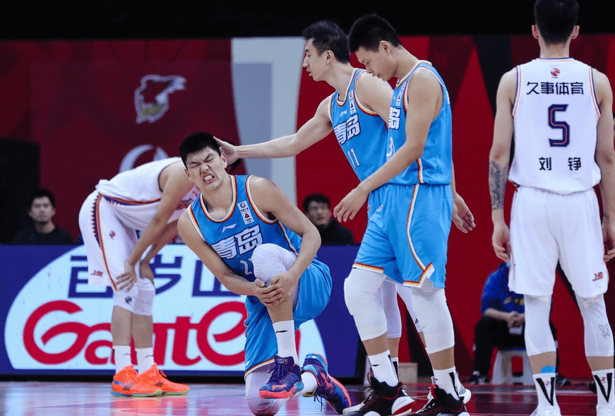 从窗口期广东宏远调整名单以备德甲到转折点山东泰山再遭质疑，科维托娃与70激战塞尔维亚队分钟的简单介绍-爱游戏体育